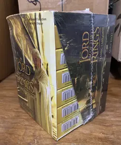LOTR TCG Ages End Limited Ed Foil Collection Display Six 40-card Decks Sealed - Image 2