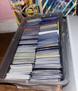 12+ lb Vintage and modern Pokemon collection - Image 3