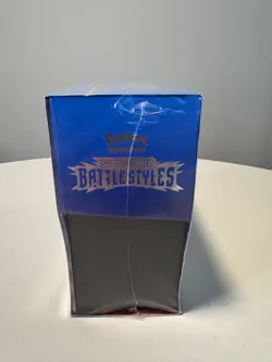 Pokemon TCG Sword & Shield - Battle Styles - Elite Trainer Box ETB BLUE - Image 2