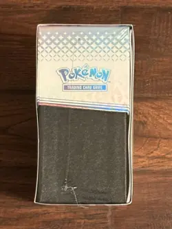 Pokemon Prismatic Evolutions ETB Elite Trainer Box Sealed - Image 4