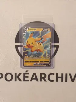 Pokemon Karte Pikachu V SWSH063 Black Star Promo Englisch Schwert & Schild NM - Image 1