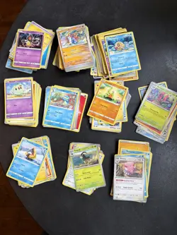 Pokemon Card joblot - 29x Holo, 54 Reverse Holo & Bulk - Image 4