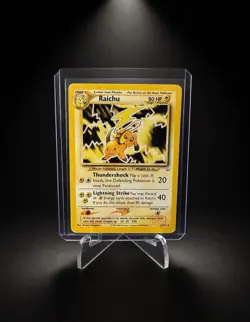Pokemon! Raichu 21/64 Neo Revelation Regular - Image 1