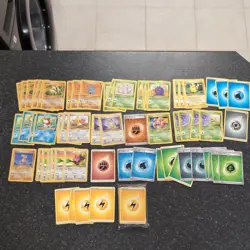Pokemon VINTAGE JOBLOT BUNDLE OF 62 + 50 new energy CARDS job lot collection (5) - Image 1