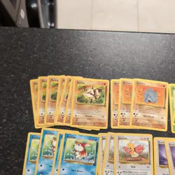 Pokemon VINTAGE JOBLOT BUNDLE OF 62 + 50 new energy CARDS job lot collection (5) - Image 2