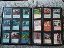 MAGIC THE GATHERING BINDER COLLECTION RARE, MYTHICS, AND ALT ARTS - Image 4