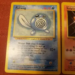 Near mint Pokemon base set Vulpix 99/130, poliwag 88/130 sandshrew nidoran 4 lot - Image 2