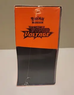 Pokemon TCG: Sword & Shield-Vivid Voltage Elite Trainer Box 820650807688 - Image 4