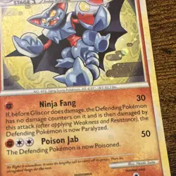 🔥Gliscor 4/90 Holo Rare Pokemon Undaunted 🔥 - Image 3