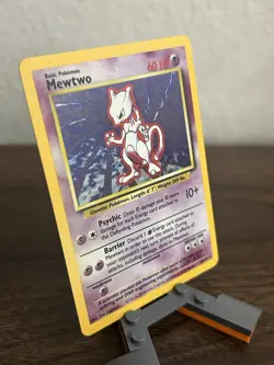 Wizards of the Coast Mewtwo 10/102 Base Set Holo English 60HP 1999 - Image 3