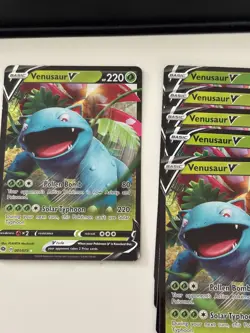 VENUSAUR V 001/073 HOLO RARE V CHAMPION'S PATH POKEMON - Image 2