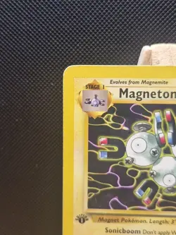 Pokemon 1999 WOTC 1st Edition Fossil Magneton 26/62 - Moderate Play - Image 3