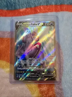 Origin Forme Palkia V SWSH253 SWSH: Sword & Shield Promo Cards Holo - Image 1