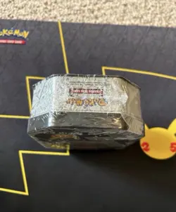 Pokemon TCG 25th Anniversary Celebrations Tin Lance's Charizard V Factory Sealed - Image 3
