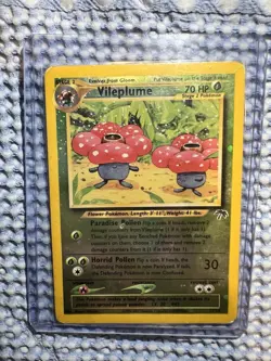 2001 Pokemon Southern Islands Vileplume Reverse Holo 17/18 WOTC Damaged - Image 1