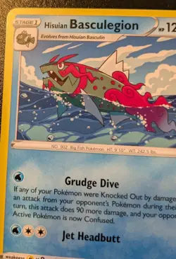 Hisuian Basculegion 044/189 Rare Sword & Shield: Astral Radiance Pokemon TCG - Image 2