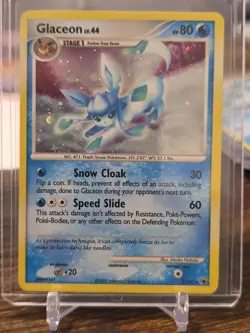 Glaceon 5/100 Holo Majestic Dawn Pokemon - Image 1
