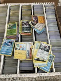 Huge Collection Bulk Lot of 1000 Pokemon Cards No Energies! Holo, Rare, Promos - Image 2