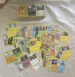 Huge Collection Bulk Lot +-500 Pokemon Cards Mixed Sets LP-HP - Image 4