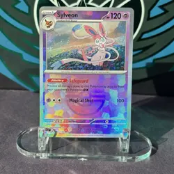 Pokemon Sylveon Prismatic Evolutions 040/131 Rare Poke Ball Holo Near Mint - Image 1