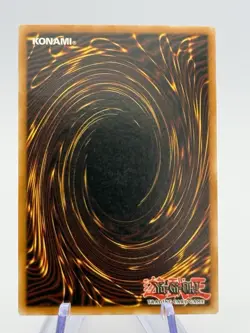Yu-Gi-Oh Dark Magician SDY-006 Ultra Rare Vintage Starter Deck Yugi - Image 2