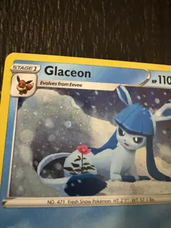 Pokemon TCG Glaceon SWSH192 Sword & Shield Promo Cosmos Holo (LP) SWIRL 🌀 - Image 5