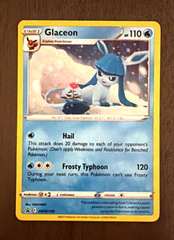 Pokemon TCG Glaceon SWSH192 Holo Black Star Promo NM - Image 1