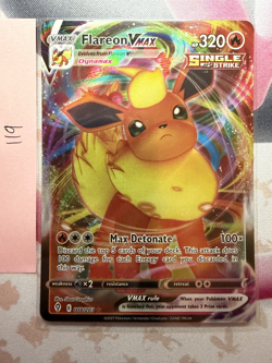 Pokemon TCG Flareon VMAX 28/203 Ultra Rare Holo NM - Image 1