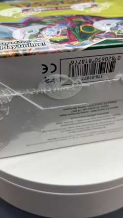 Pokemon TCG Sword & Shield Evolving Skies Booster Box SEALED w Protector - Image 2