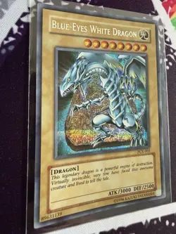 Yu-Gi-Oh! TCG Blue-Eyes White Dragon PCK-001 Unlimited Lightly Played Holo Rare - Image 2