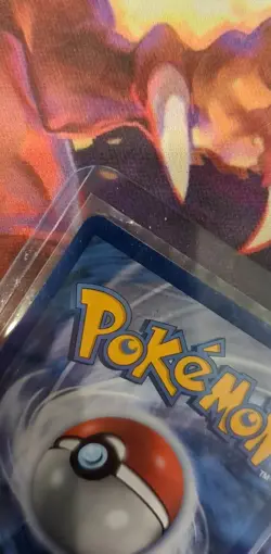 Radiant Charizard 011/078 Pokemon GO Holo - Image 5