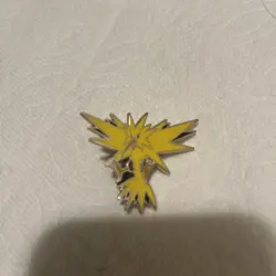 Pins Official Pokemon Lot Of 3 - Image 5