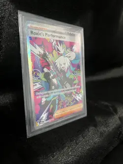 The Pokemon Company Roxie's Performance 121/086 CRi Ultra Rare Full Art Holo - Image 3