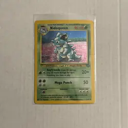Pokemon Nidoqueen 7/64 Jungle Holo (damaged). Pk001598 - Image 1