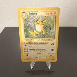Pokemon TCG Raichu 14/102 Base Set Unlimited Holo Rare 1999 EN 80 HP - Image 1