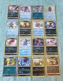 SNEASEL & WEAVILE BUNDLE POKEMON CARDS - Image 1