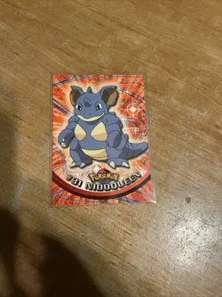 Topps Nidoqueen #31 Pokemon Card Lot 1999 TV Series Black Label - Image 1