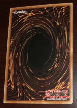 Silent Magician LV4 - Common - YGLD-ENC05 - 1st - Image 2