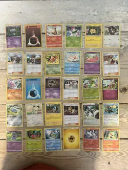 30 Pokemon Card Lot Holos Trainers Pikachu Squirtle Reshiram Mixed Set - Image 1