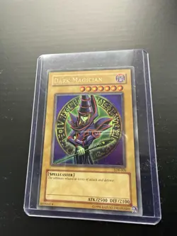 Yu-Gi-Oh! TCG Dark Magician Lob-005 Ultra Rare Holo - Image 3