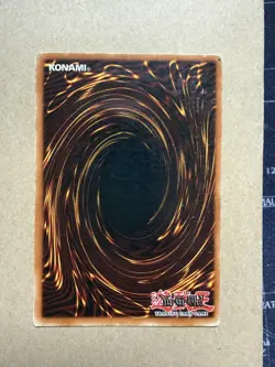 Yu-Gi-Oh! TCG Dark Magician Lob-005 Ultra Rare Holo - Image 5