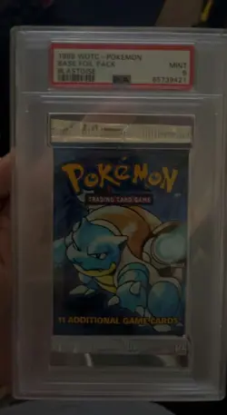 Wizards of the Coast Pokemon Base Set Booster Pack 742818061582 - Image 1