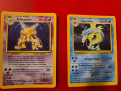 Pokemon TCG 1999 Base Set/Base Set 2 Lot (7) Alakazam Gyarados Moltres Holo - Image 1