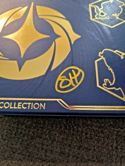 Disney Lorcana D23 2024 Collection Box – Autographed Hartley Miller Warner - Image 4