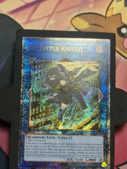 YUGIOH TCG S:P Little Knight (QCSR) AGOV-EN046 (quarter century secret rare) - Image 2