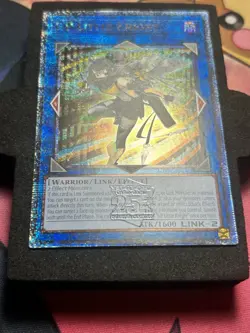 YUGIOH TCG S:P Little Knight (QCSR) AGOV-EN046 (quarter century secret rare) - Image 3