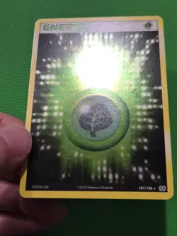 Pokemon TCG Grass Energy 101/106 Emerald Holo NM w/ Swirl - Image 4