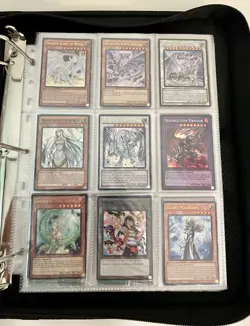 Yu-Gi-Oh! 30 Foil/175 Card Binder Lot Dark Magician Blue-Eyes Red-Eyes God Cards - Image 3
