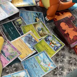 Pokemon TCG Sword & Shield Mixed Lot Eevee Umbreon Entei Togekiss Holo EN - Image 2