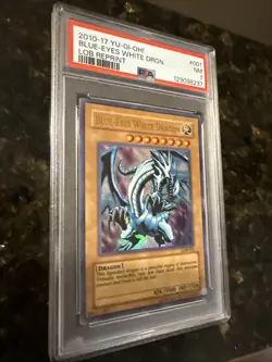 Yu-Gi-Oh Blue Eyes White Dragon LOB-001 Reprint 2010-17 PSA 7 NM Ultra Rare - Image 2